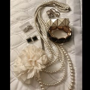 Jewelry Bundle (B)